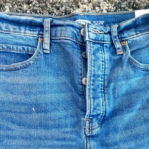 Extra high waisted sky hi button fly cut off shorts 7 Inch.